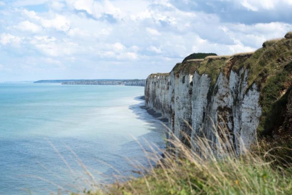 Logement A Deux Pas De La Plage Et Des Commerces Le Treport Exterior photo